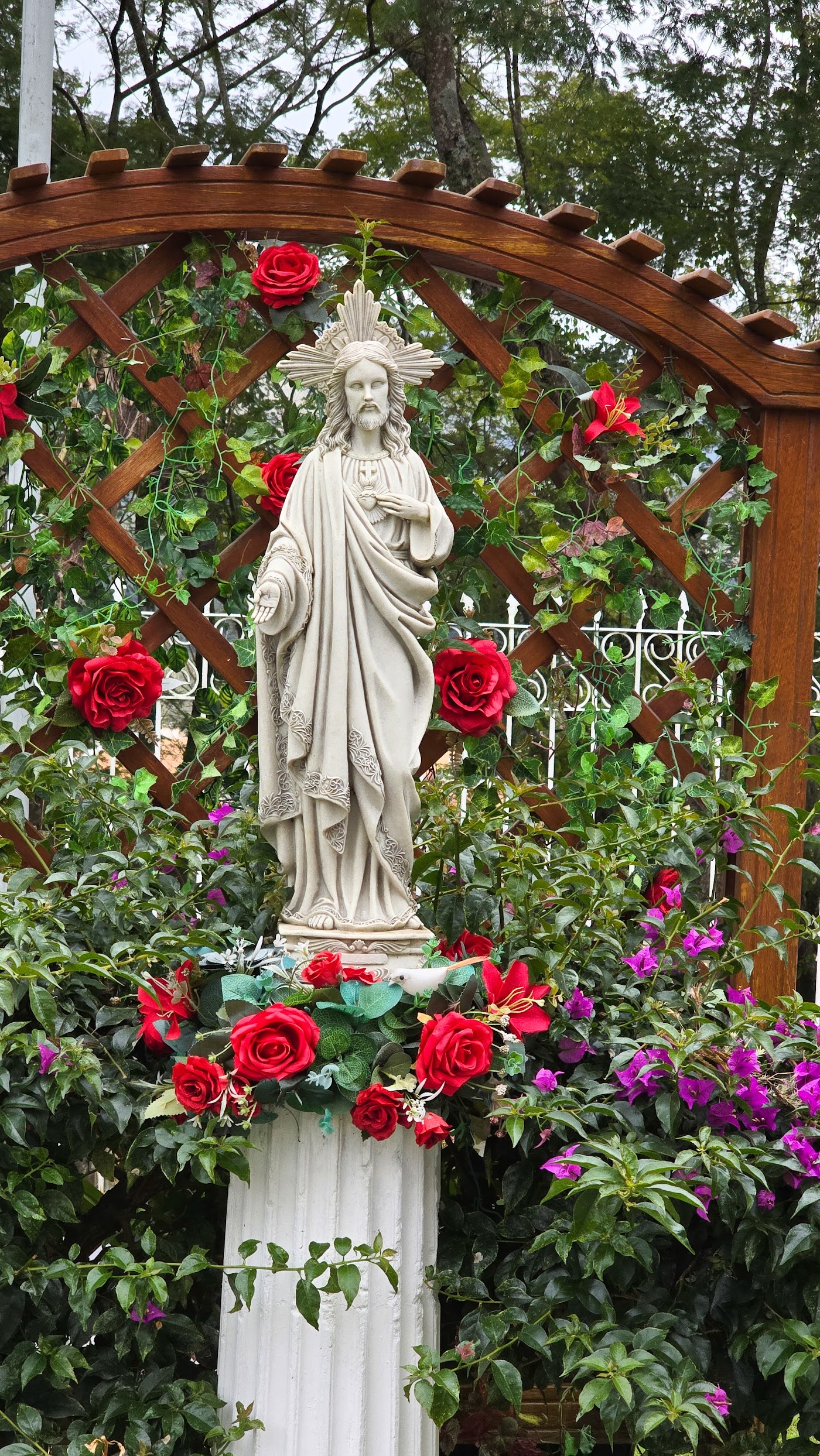 Santuário Diocesano de São Miguel Arcanjo 6