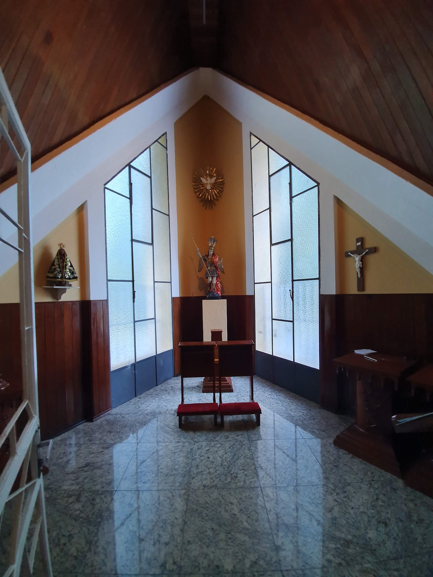 Santuário Diocesano de São Miguel Arcanjo 10